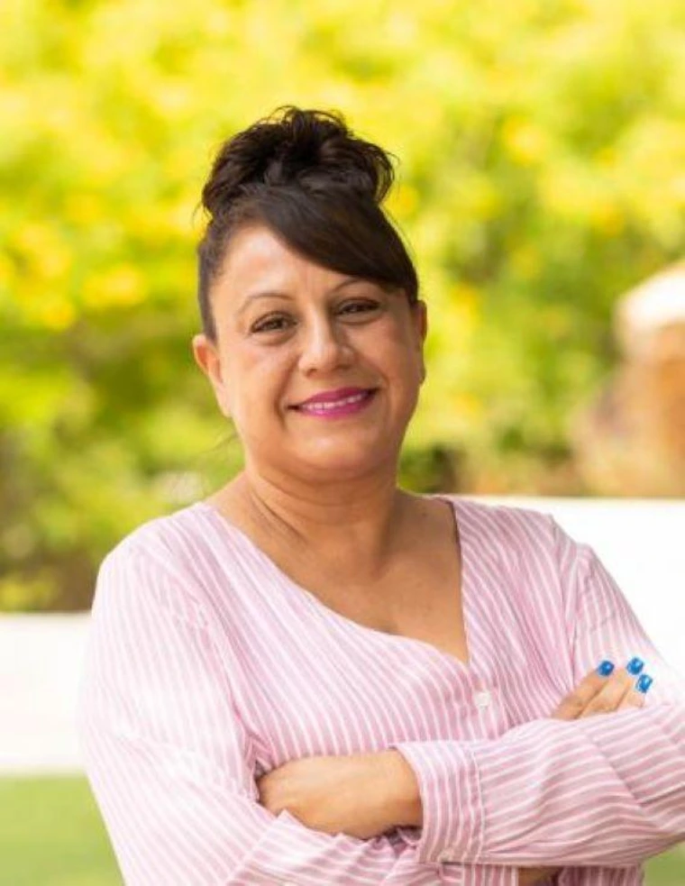 michelle tellez headshot